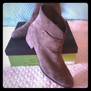 Swati Meucci Fango Suede Boots size 11m